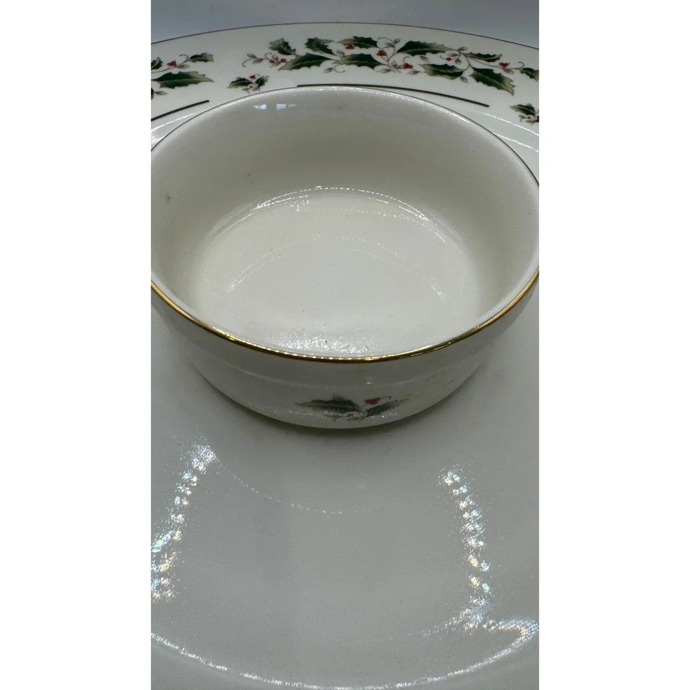 Fine China Japan Christmas Holly Berry Chip‎ and Dip Serving Set Gold Trim 1pc